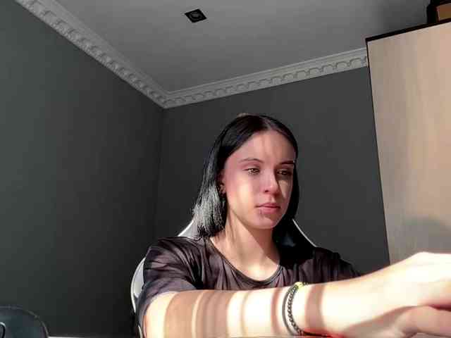 tootightwiththong webcam