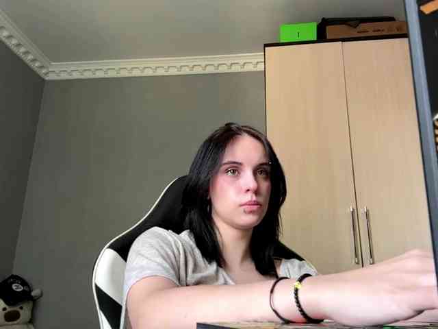 tootightwiththong webcam