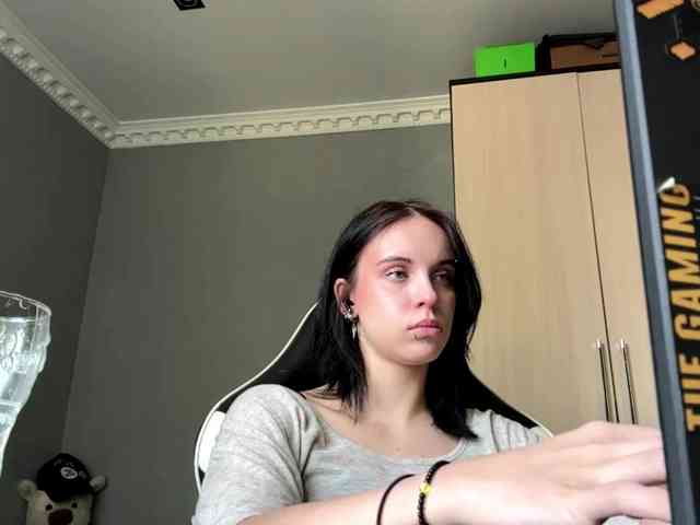 tootightwiththong webcam