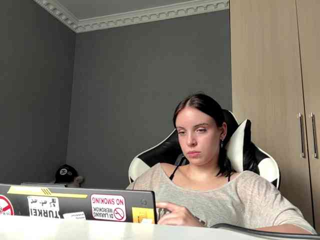 tootightwiththong webcam