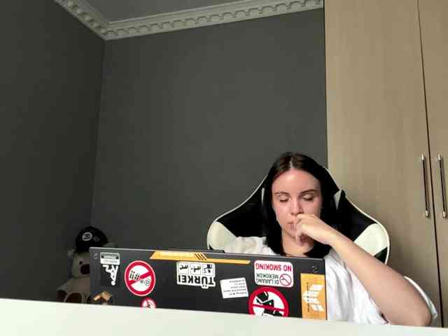 tootightwiththong webcam