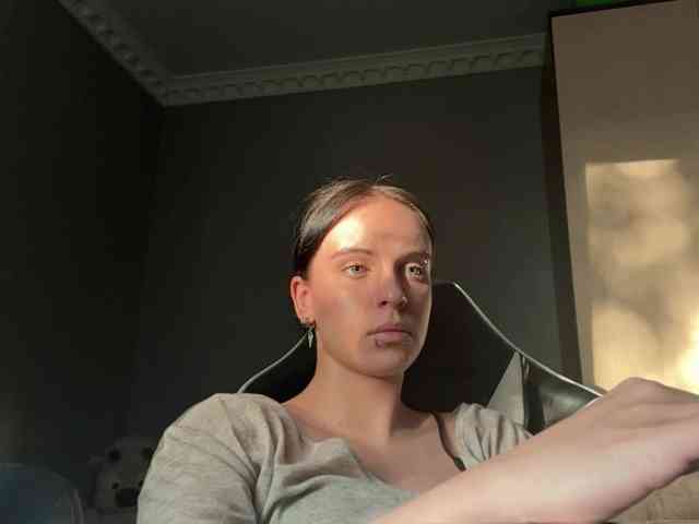 tootightwiththong webcam