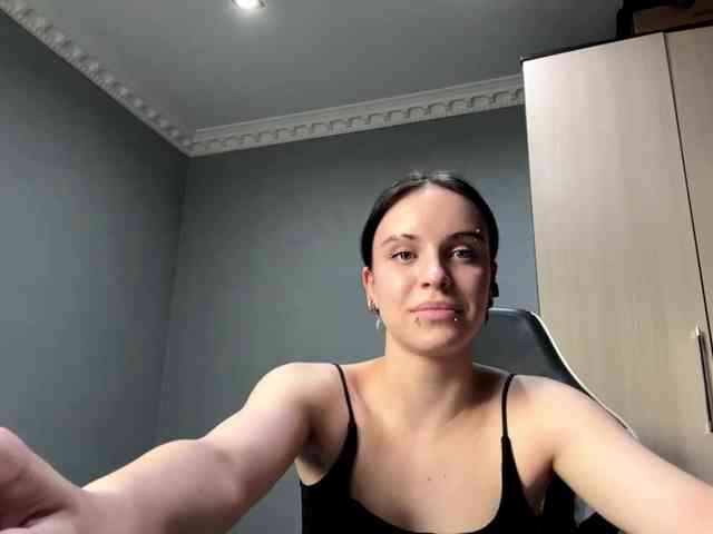 tootightwiththong webcam