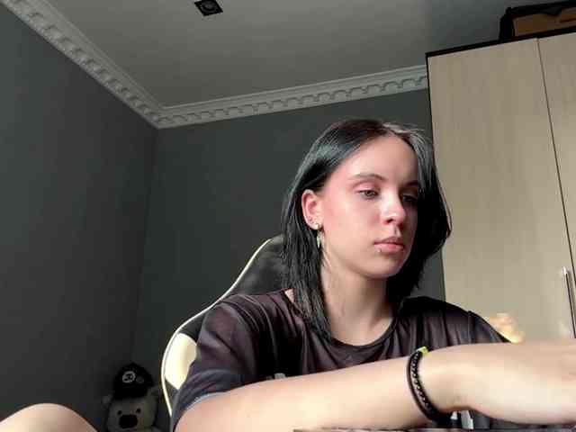 tootightwiththong webcam