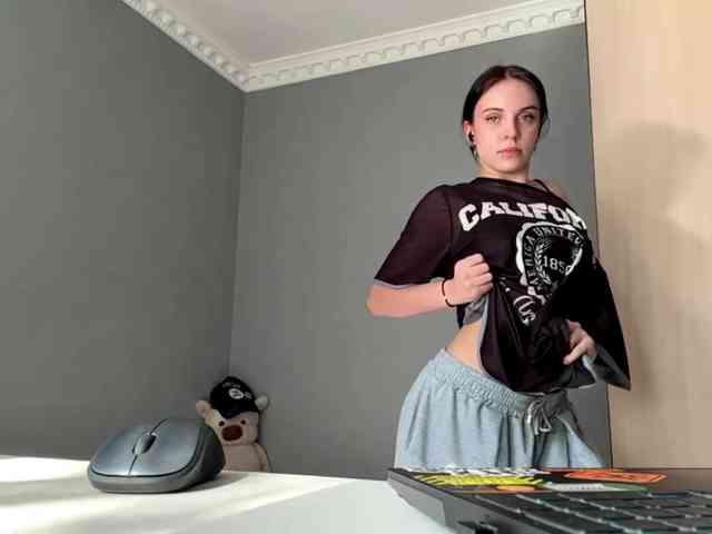 tootightwiththong webcam