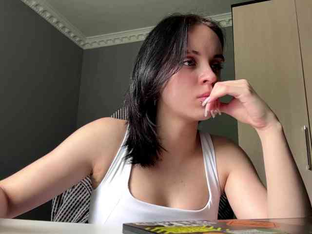 tootightwiththong webcam