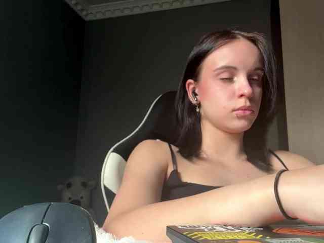 tootightwiththong webcam