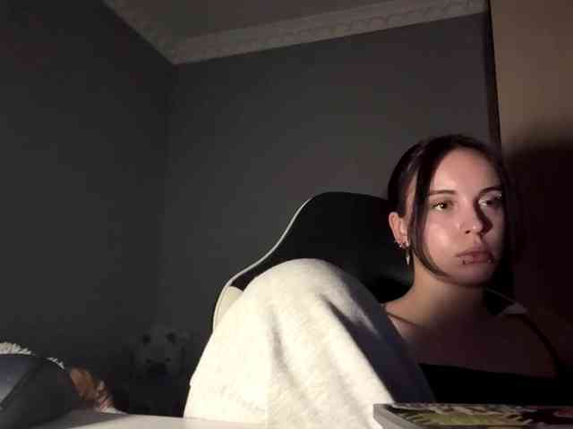 tootightwiththong webcam