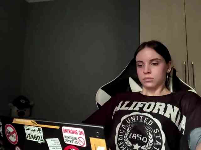 tootightwiththong webcam