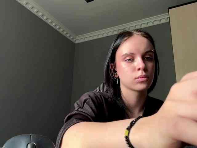 tootightwiththong webcam