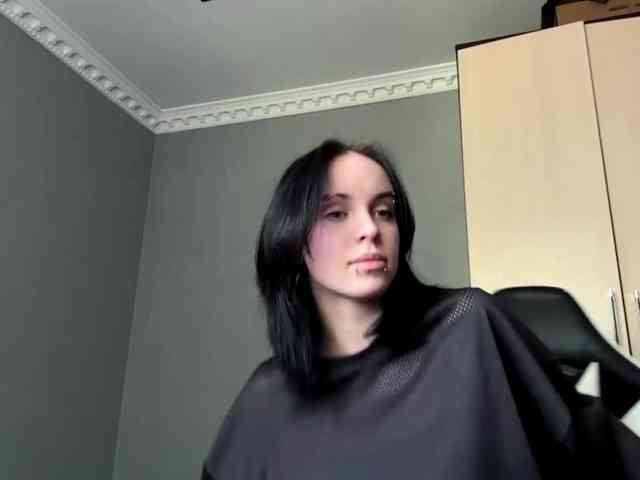 tootightwiththong webcam