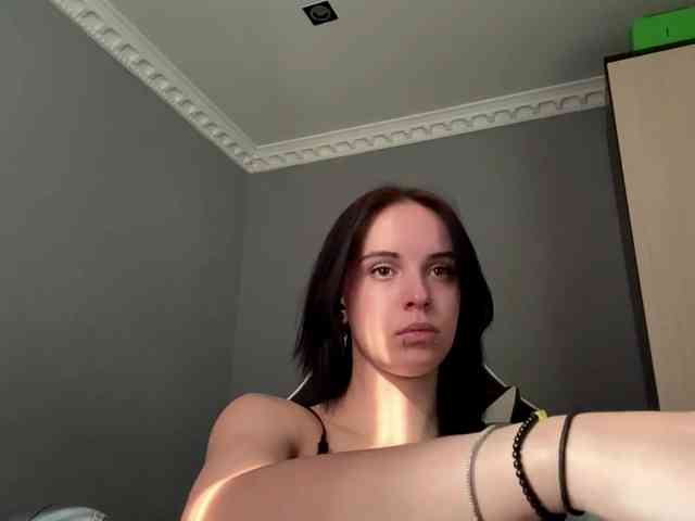 tootightwiththong webcam