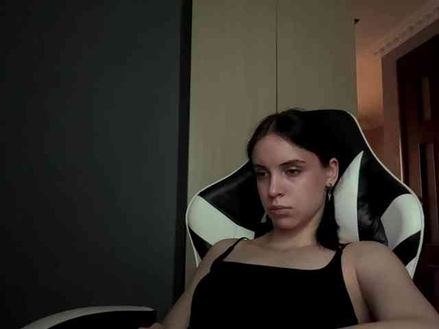 tootightwiththong webcam