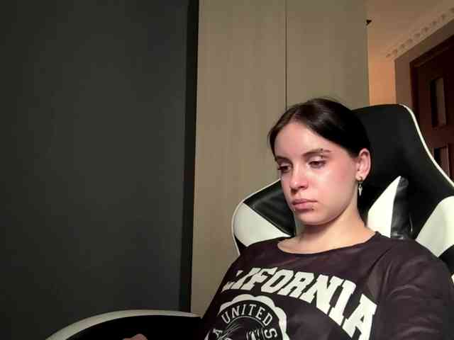 tootightwiththong webcam
