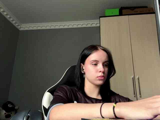 tootightwiththong webcam