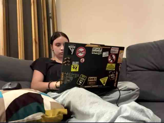 tootightwiththong webcam