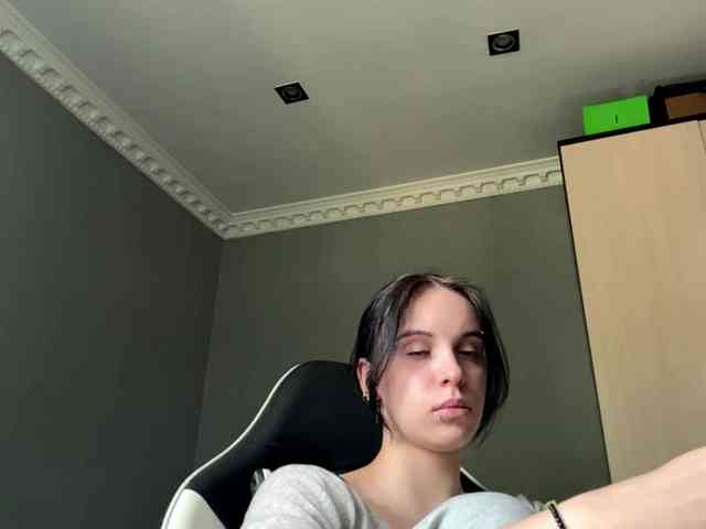 tootightwiththong webcam
