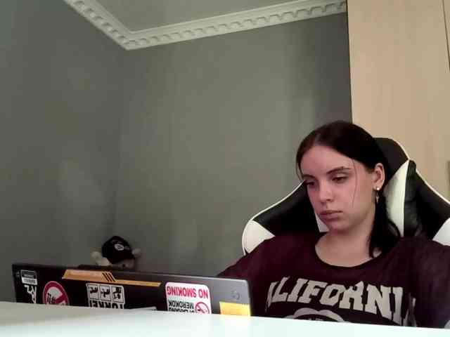 tootightwiththong webcam
