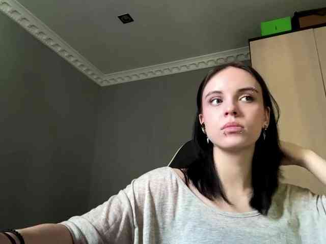 Modella: tootightwiththong