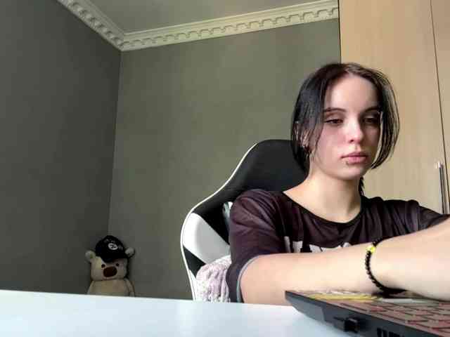 tootightwiththong webcam