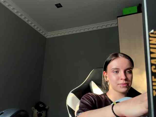 tootightwiththong webcam