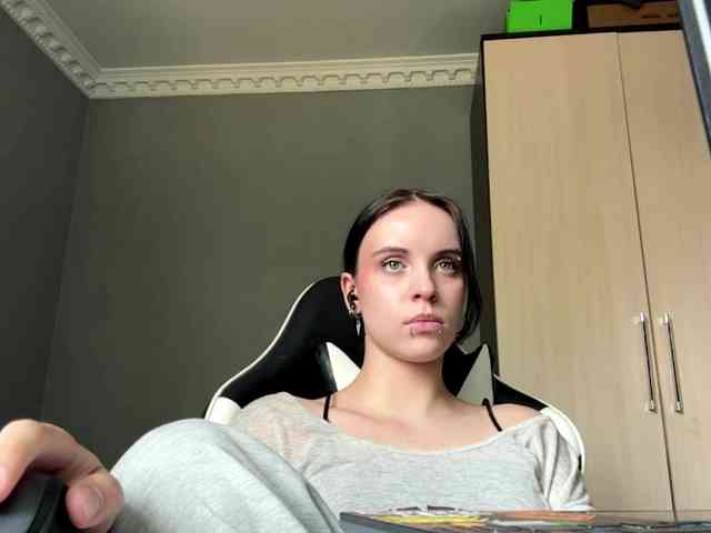 tootightwiththong webcam
