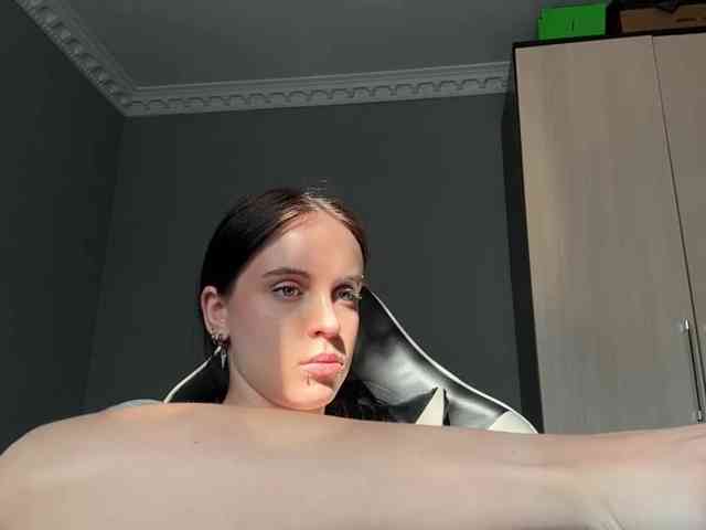 tootightwiththong webcam