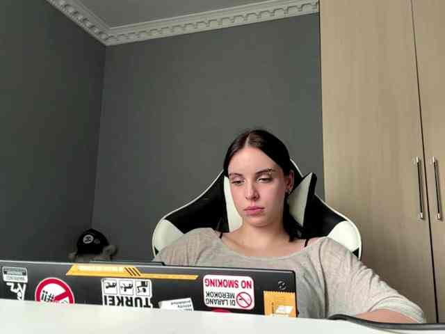 tootightwiththong webcam