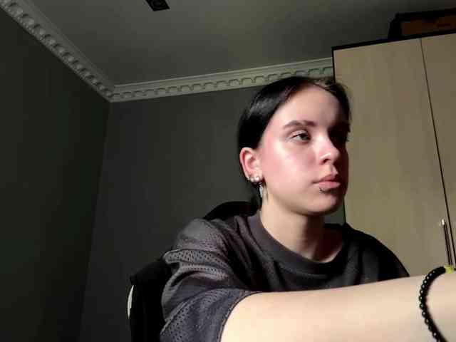 tootightwiththong webcam