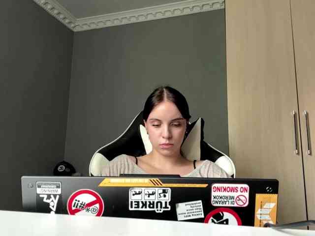 tootightwiththong webcam