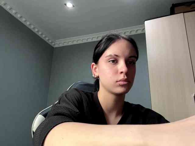 tootightwiththong webcam