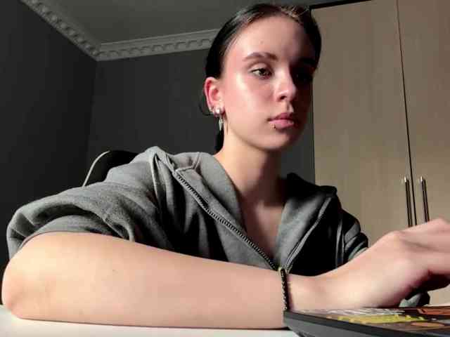 tootightwiththong webcam