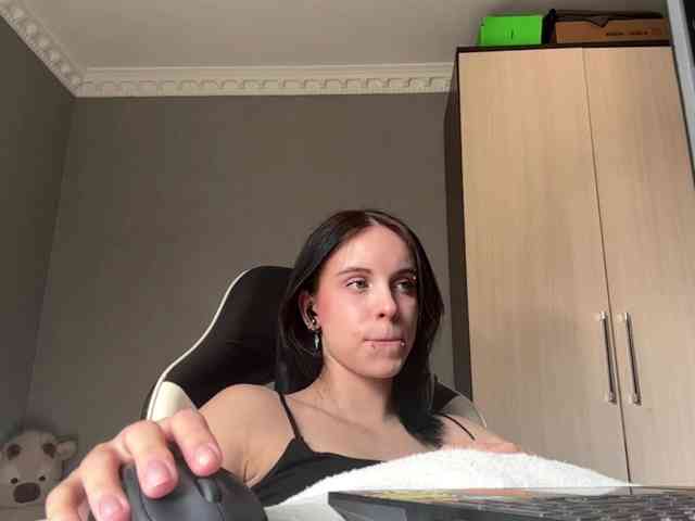 tootightwiththong webcam