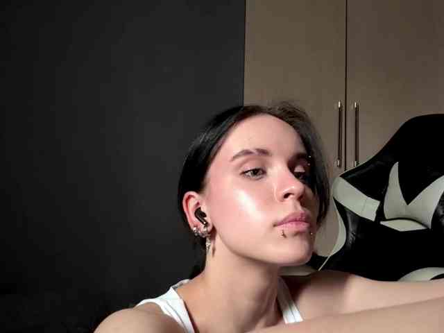 tootightwiththong webcam