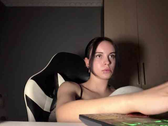 tootightwiththong webcam