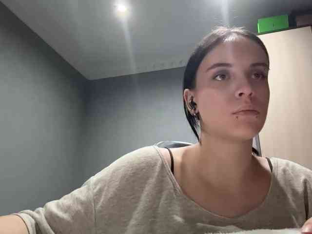 tootightwiththong webcam
