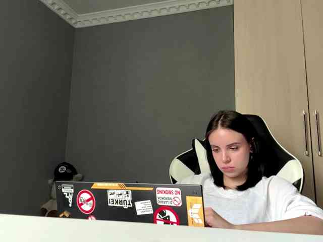 tootightwiththong webcam