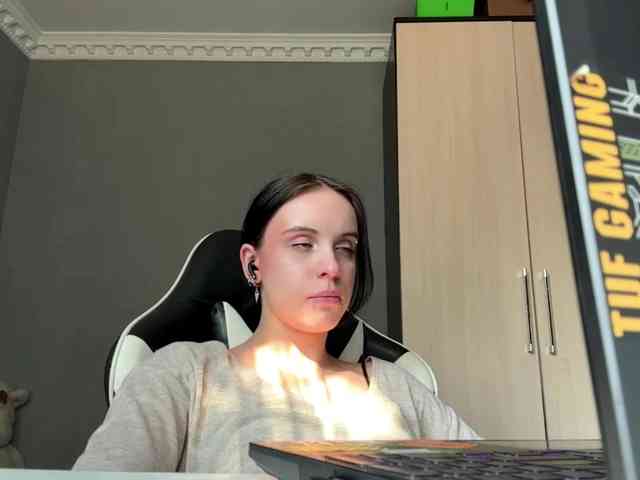 tootightwiththong Sex Cam Show