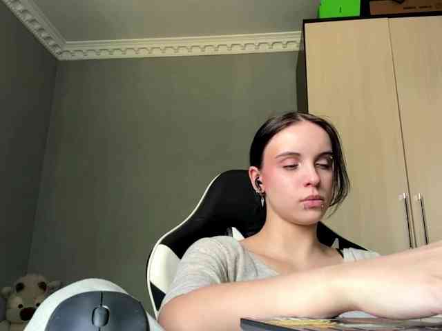 tootightwiththong webcam
