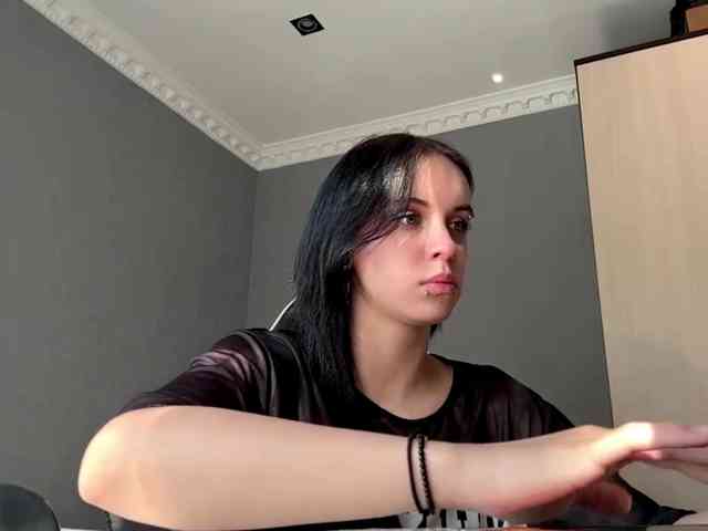 tootightwiththong webcam