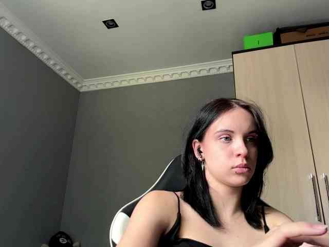 tootightwiththong webcam