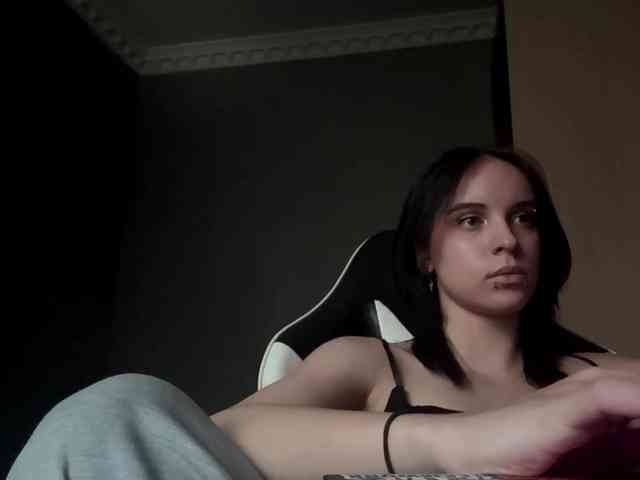 tootightwiththong webcam