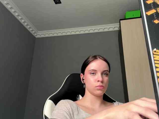 tootightwiththong webcam