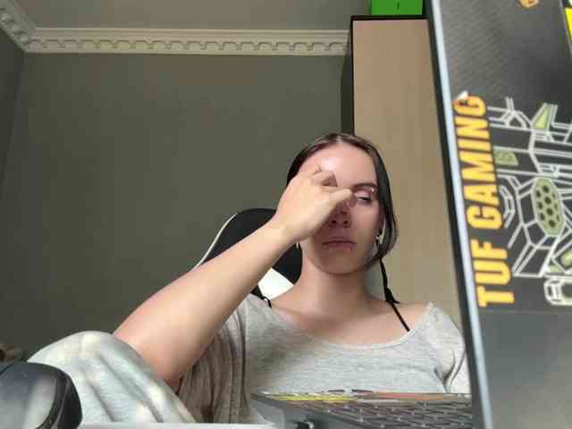 tootightwiththong webcam