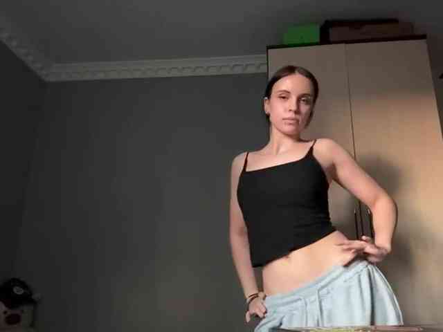 tootightwiththong webcam