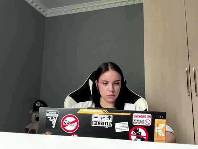 tootightwiththong webcam