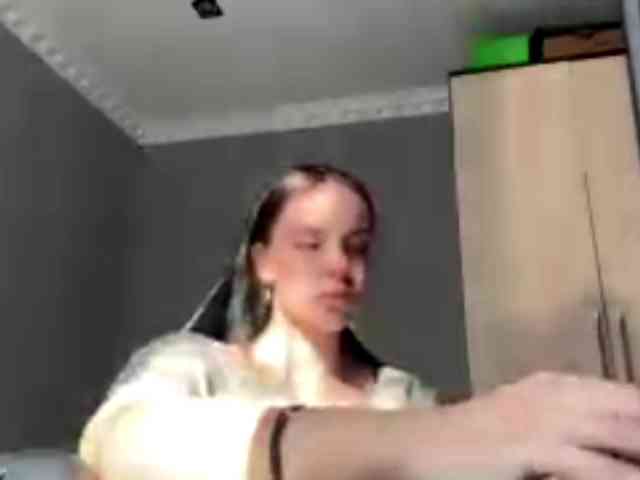 tootightwiththong webcam