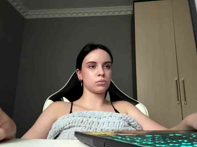 tootightwiththong webcam