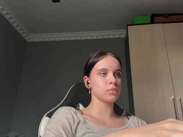 tootightwiththong webcam