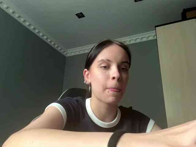tootightwiththong webcam